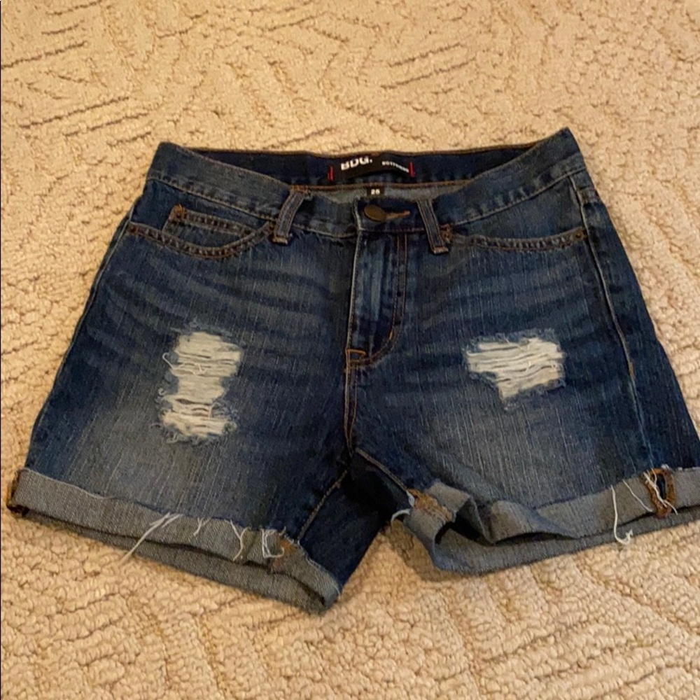 BDG Boyfriend Jean Short